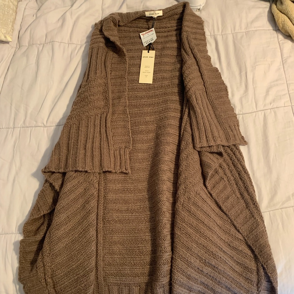 BROWN CARDIGAN